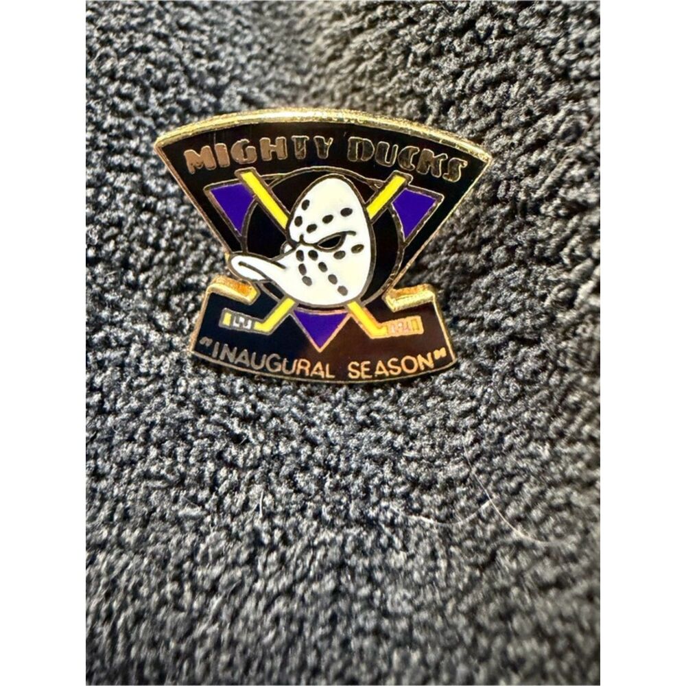 Anaheim Mighty Ducks NHL Inaugural Season Hockey Mask Enamel Lapel Pin